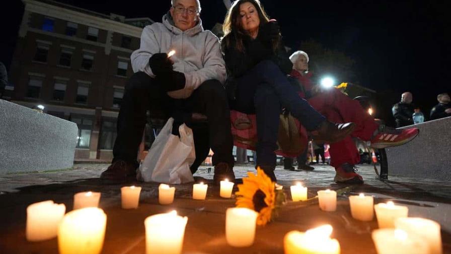 Maine cubrirá los gastos funerarios para los familiares de las víctimas de masacre