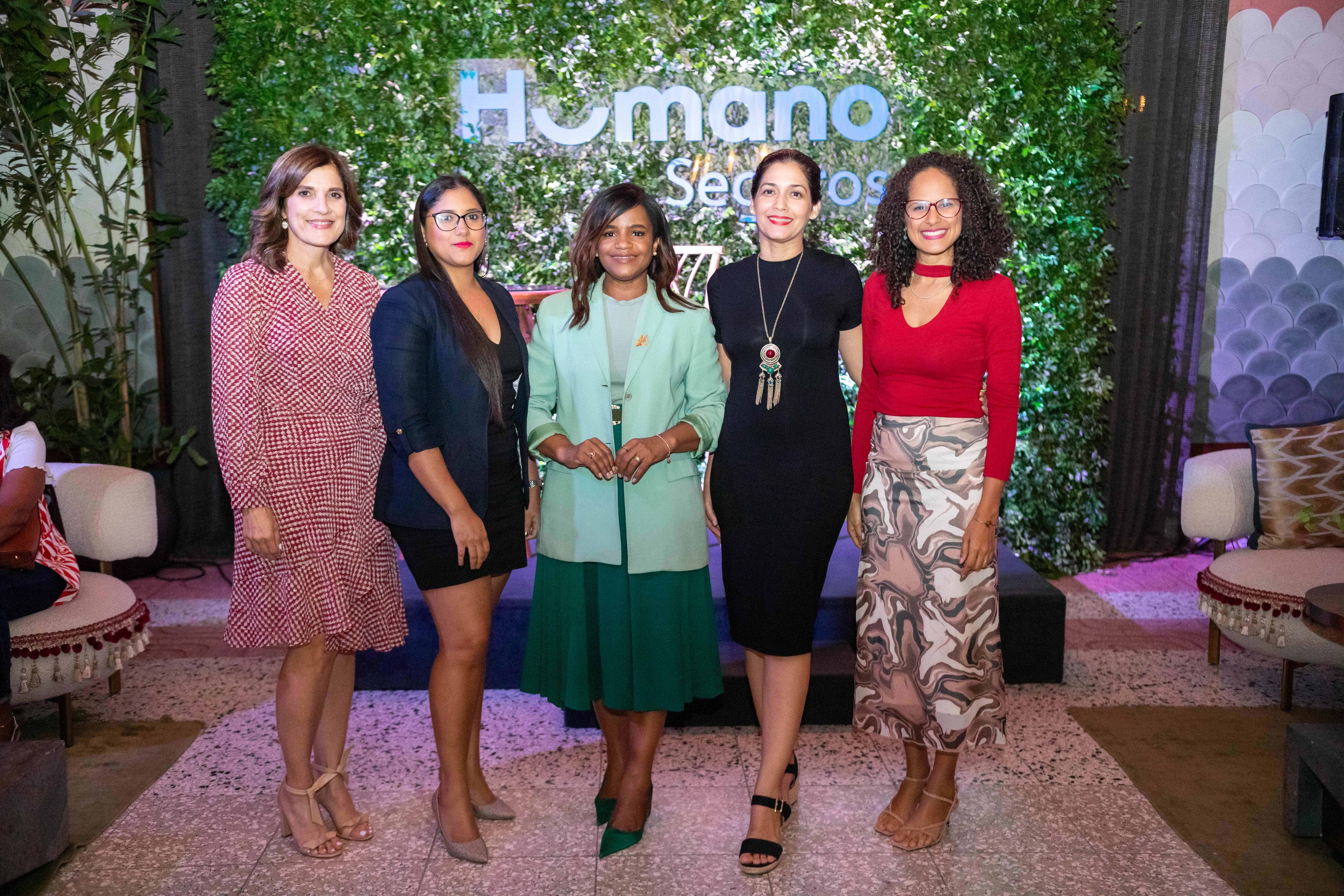 Diomares Musa, Yinett Fernández, Milizen Uribe, Dayanara Pujols y Felivia Mejía