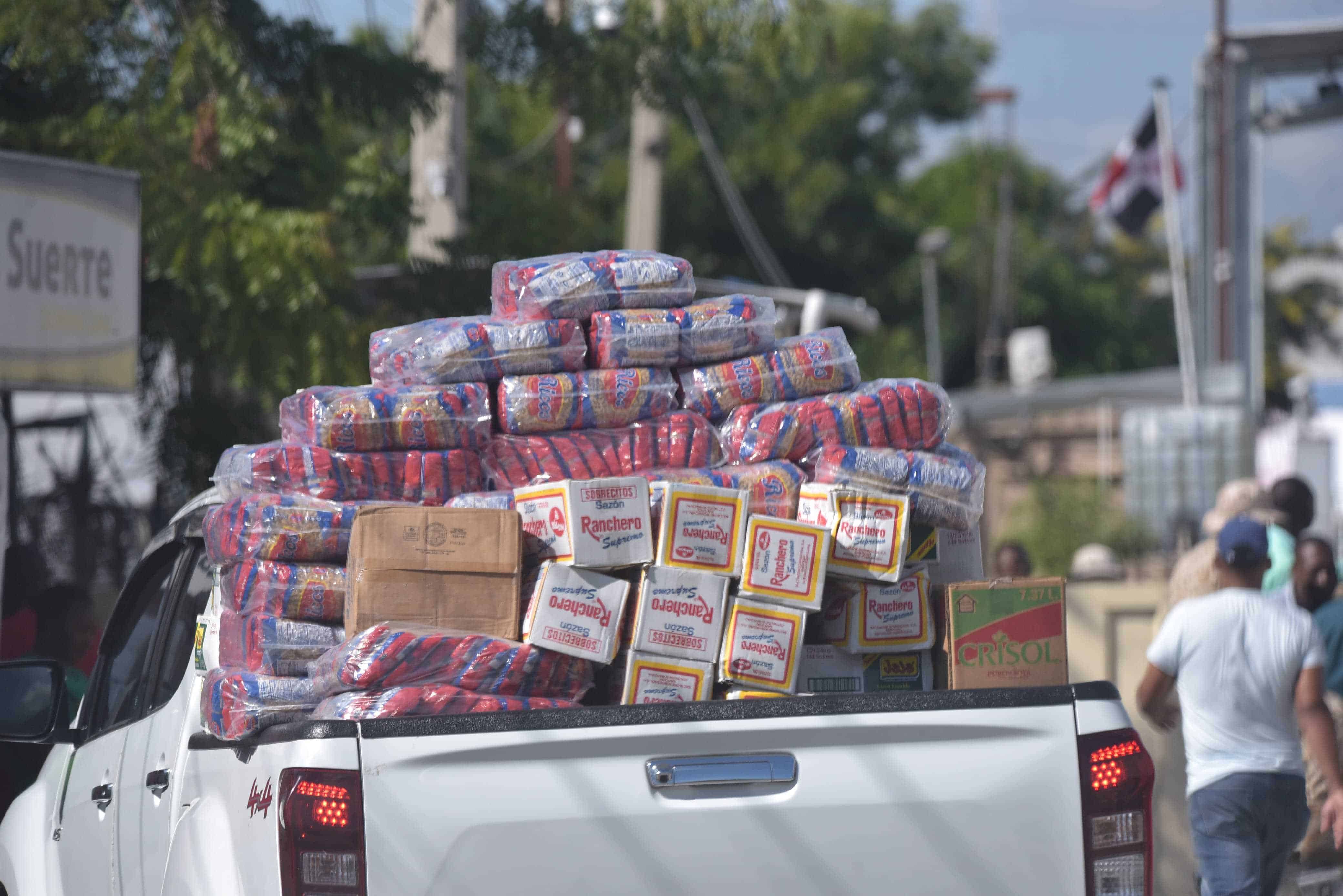 Productos trasnportados para el comercio en la frontera de Dajabón.