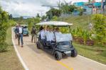 Abinader inaugura el Cristo Park sobre problemática cañada en Cristo Rey