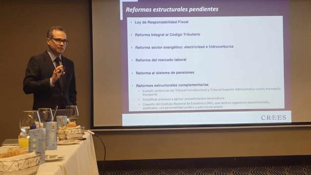 El Crees señala algunas alternativas para sustituir cesantía de trabajadores