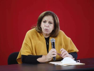 Lourdes Flores Nano no podrá salir del país sin permiso