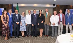 Cámara de Comercio Domínico-Italiana realiza encuentro "Los banqueros en el universo de Dante"