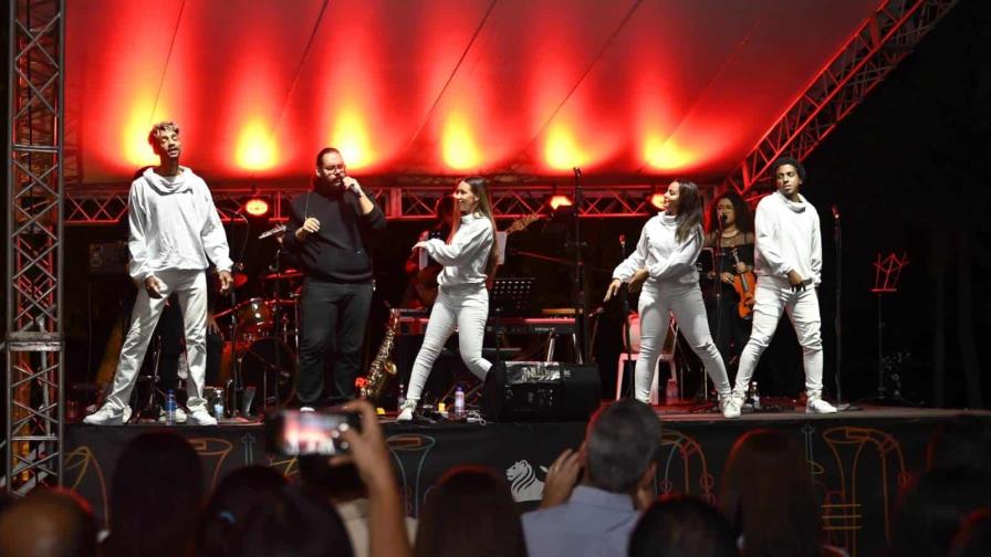 Manerra protagoniza velada musical para celebrar los 20 años de Centro León