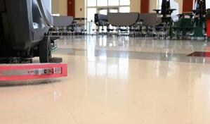 Empleado de una escuela en Nueva Jersey orinó en utensilios de la cafetería y rozó sus genitales en alimentos