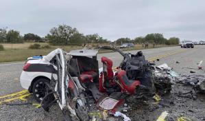 Choque en que murieron ocho personas en Texas pone en la mira las persecuciones a alta velocidad