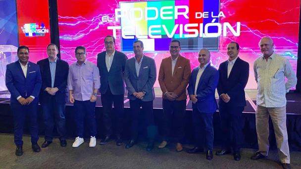 Radiocentro presenta la TV más grande de RD - Diario Libre