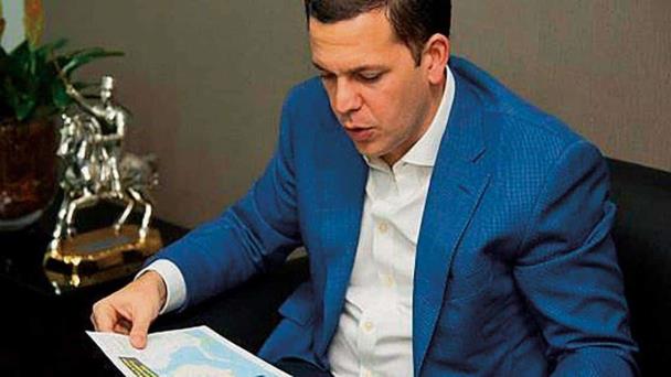 Los funcionarios que han pedido licencias a Abinader por escándalos en sus gestiones