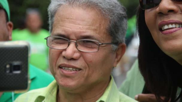 Waldo Ariel Suero buscará mejores sueldos para los médicos en su sexto mandato