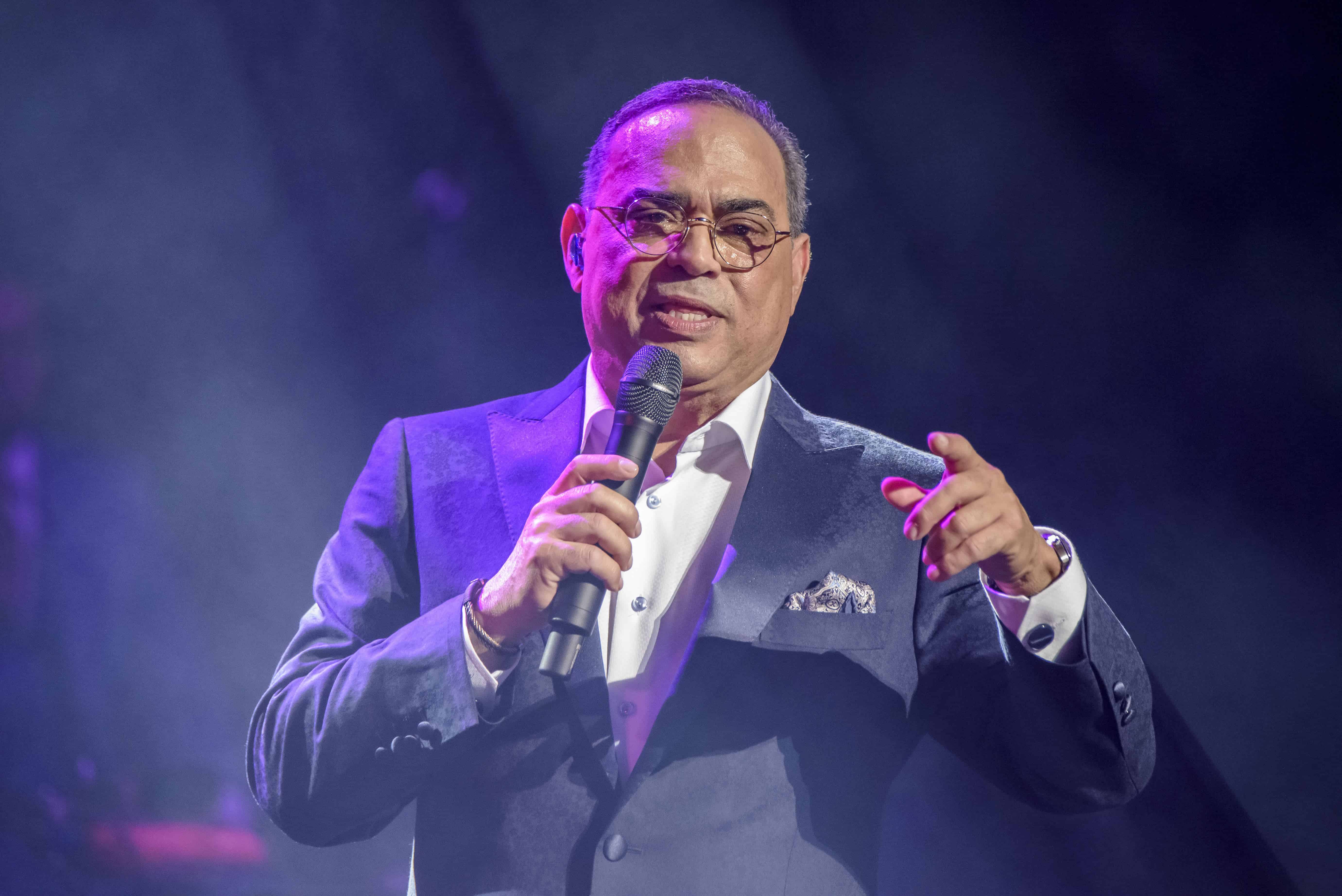 El cantautor boricua Gilberto Santa Rosa, brindó un espectáculo de alta factura musical.