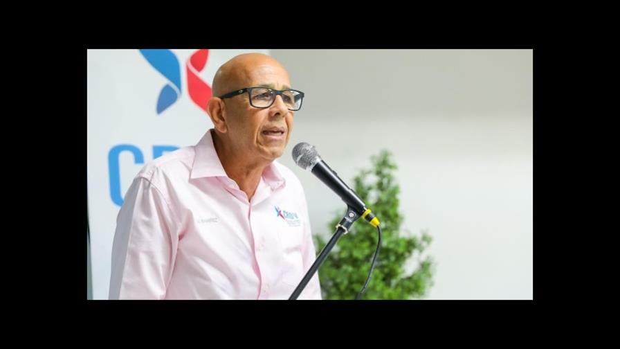 Nelson Ramírez valora entrega utilerías a ganadores Juegos Escolares Barahona 2023 Nelson Ramírez valora entrega utilerías a ganadores Juegos Escolares Barahona 2023