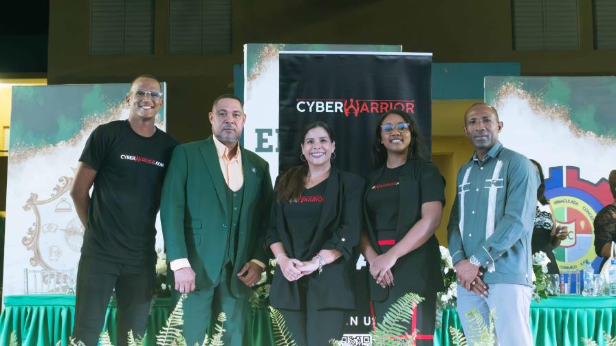 CyberWarrior.com realizó su primera investidura de nuevos profesionales en ciberseguridad CyberWarrior.com realizó su primera investidura de nuevos profesionales en ciberseguridad