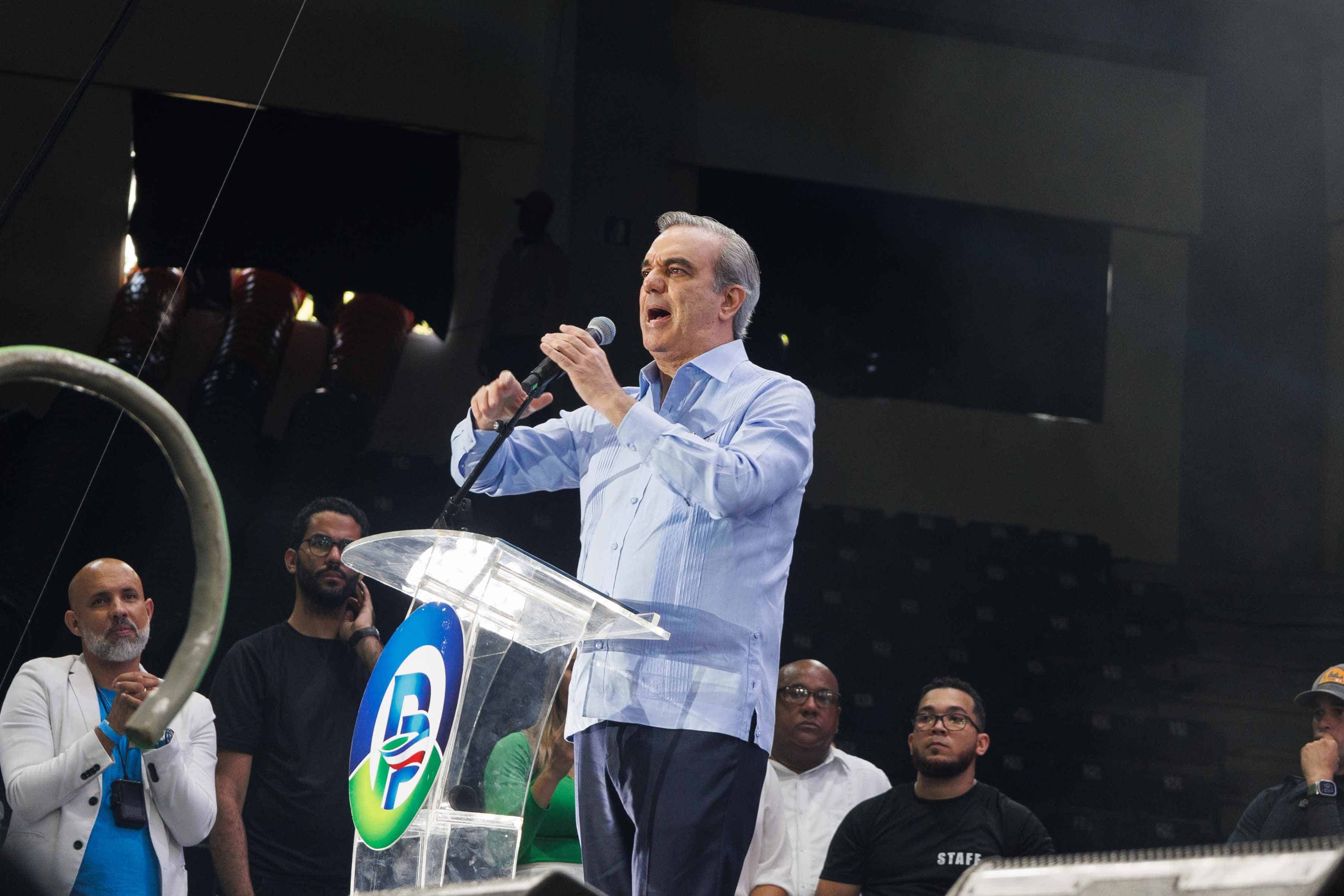 Luis Abinader durante su discurso de proclamación en el Centro Olimpico.