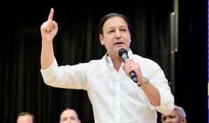 Abel Martínez apoya reclamo de ganaderos dominicanos; rechaza importación de carnes desde Brasil