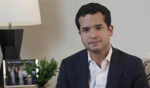 Omar Fernández anuncia su candidatura a senador por el Distrito Nacional