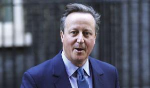 David Cameron hace un inesperado regreso al gobierno británico como secretario de exteriores