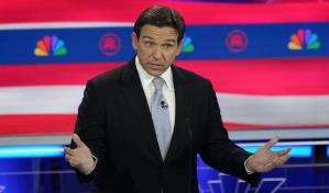 Ron DeSantis firma una ley de Florida que establece sanciones a Ir&aacute;n