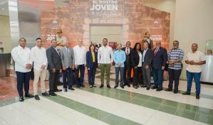 Inaugurada la exposición El Rostro Joven de la Historia