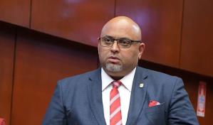 Senador somete proyecto para eliminar las encuestas porque perdió candidatura del PRM