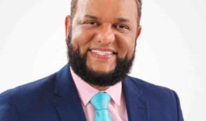 Alcalde de Sosúa defiende la prostitución durante entrevista con periodista español