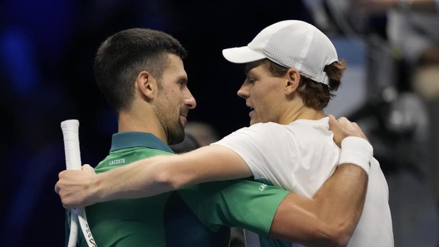 Sinner vence por 1ra vez a Djokovic, en Finales de la ATP