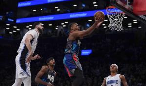 Nets se despegan en el 4to periodo; arrollan al Magic en el In-Season