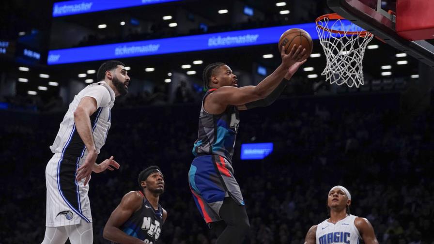 Nets se despegan en el 4to periodo; arrollan al Magic en el In-Season