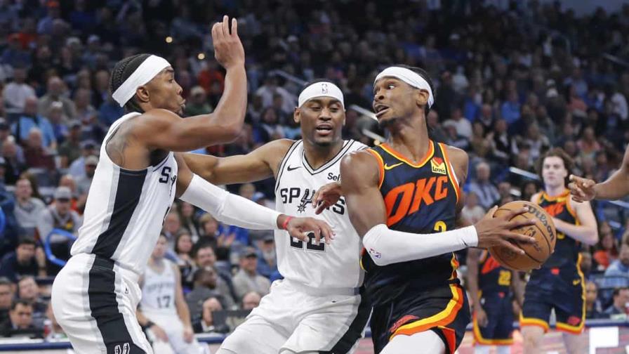 Gilgeous-Alexander suma 28 puntos y 7 robos; Thunder apabulla a Spurs