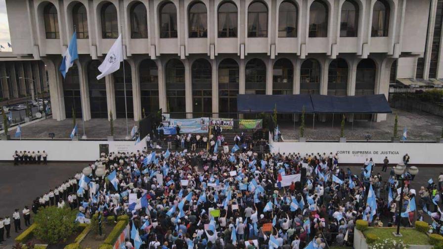 Detienen en Guatemala a dos estudiantes que se manifestaron contra la corrupción