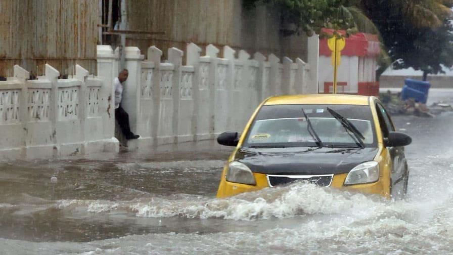 Temporal de lluvias deja inundaciones en La Habana Temporal de lluvias deja inundaciones en La Habana