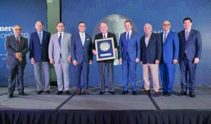 Jose Miguel Bonetti Guerra es reconocido en Foro económico elDinero