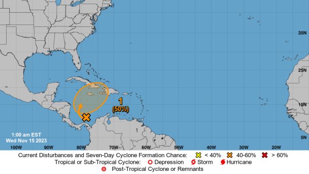 Fenómeno tropical con potencial para producir lluvias fuertes en el fin de semana
