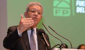 Leonel llama al gobierno a resolver problemas del presente y dejar de señalar el pasado