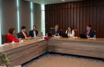 Ejecutivos de la banca múltiple informaron sobre el desempeño financiero a misión del FMI