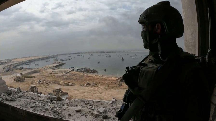 El ejército israelí dice haber tomado el control operativo del puerto de Gaza