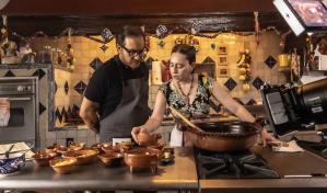 El filme El Sabor de la Navidad reúne a la gente alrededor de la comida mexicana