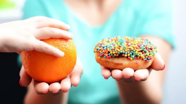 ¿Cómo reducir el consumo de azúcar en los niños?