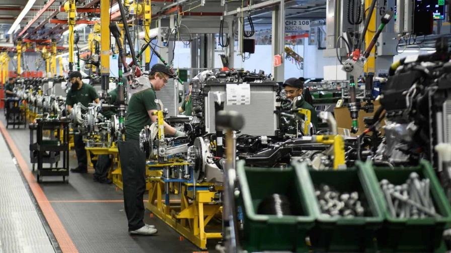 La producción industrial bajó el 0.6 % en octubre en EE.UU. por la huelga del automóvil
