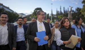 ´Es una barbaridad´: Fiscalía de Guatemala busca despojar de su inmunidad a Arévalo