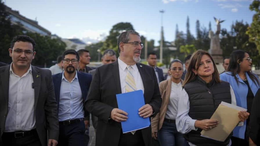 ´Es una barbaridad´: Fiscalía de Guatemala busca despojar de su inmunidad a Arévalo