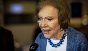 La ex primera dama de EE.UU. Rosalynn Carter ingresa a cuidados paliativos en su casa en Georgia
