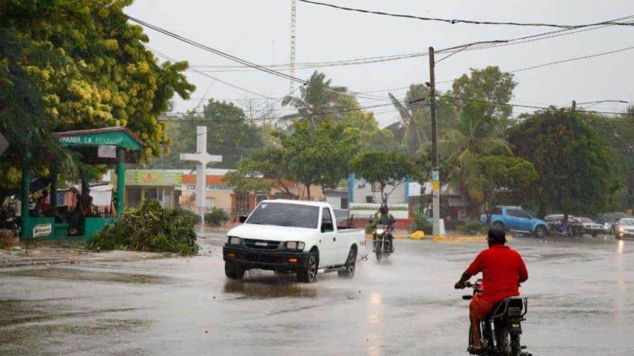 Sistema frontal y vaguada provocarán lluvias este sábado en República Dominicana