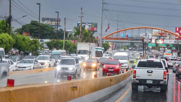 Lluvias continuarán este fin de semana y el lunes habrá tronadas ocasionales