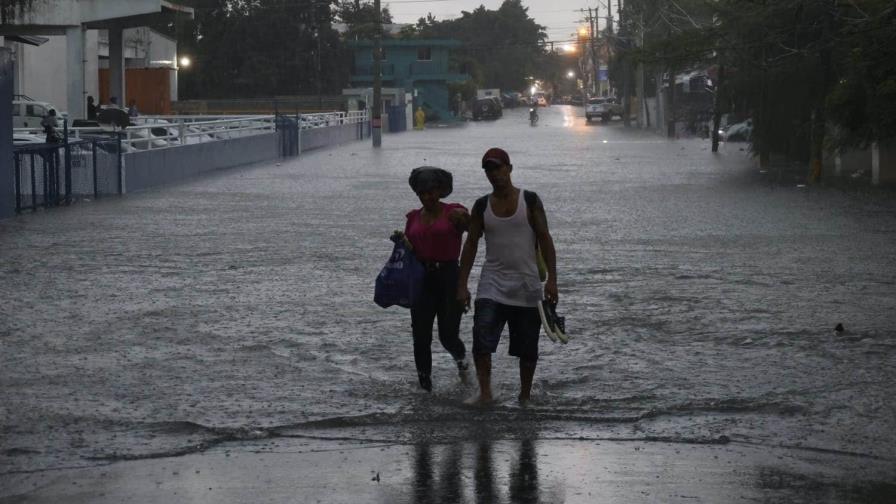 El Gran Santo Domingo y 12 provincias en alerta verde por lluvias