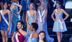 Ciudadanos de varios países se reúnen en San Salvador para conocer a nueva Miss Universo