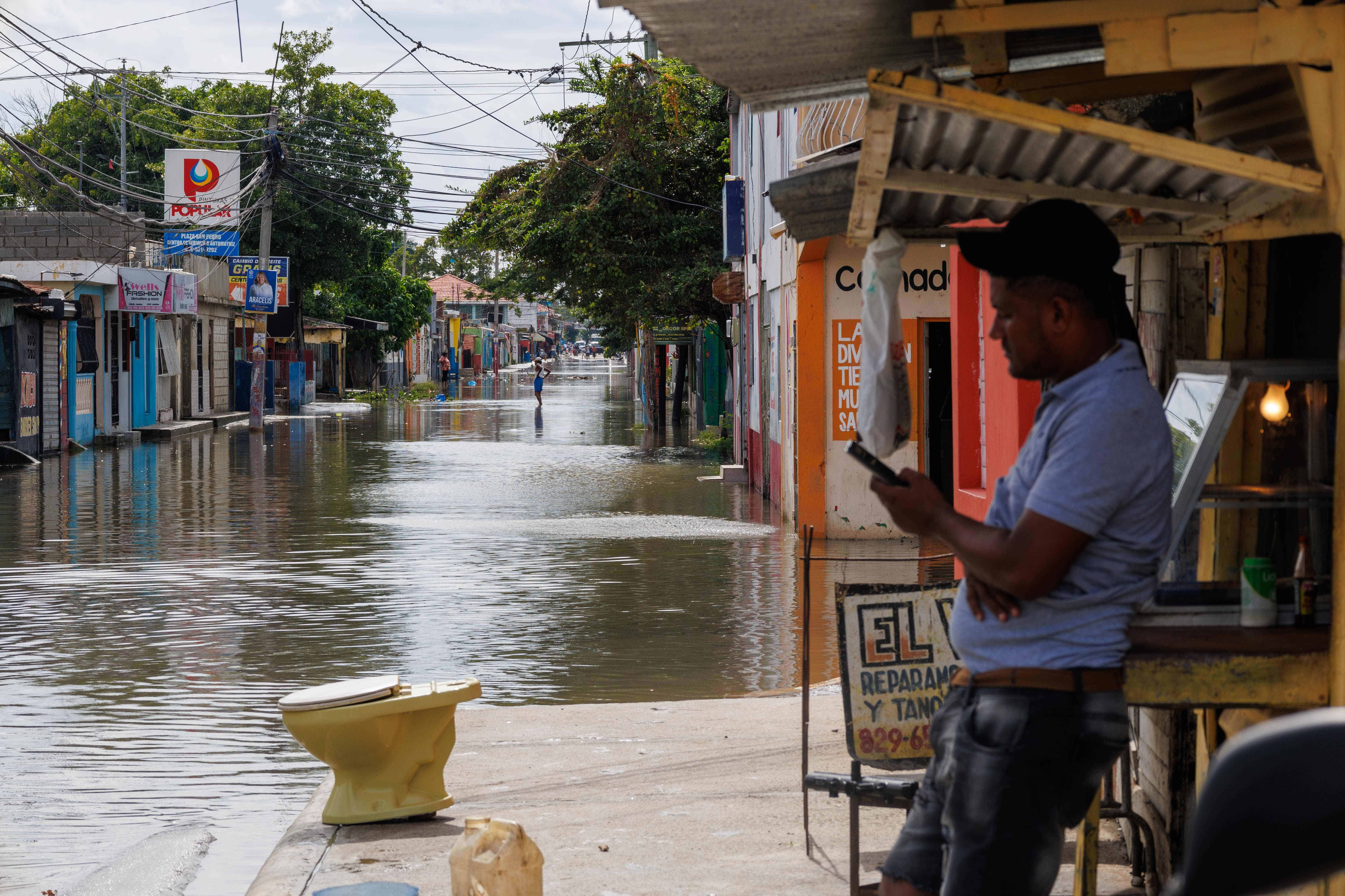 Al menos 43 viviendas fueron afectadas en San Pedro de Macorís, según el último boletín del COE.
