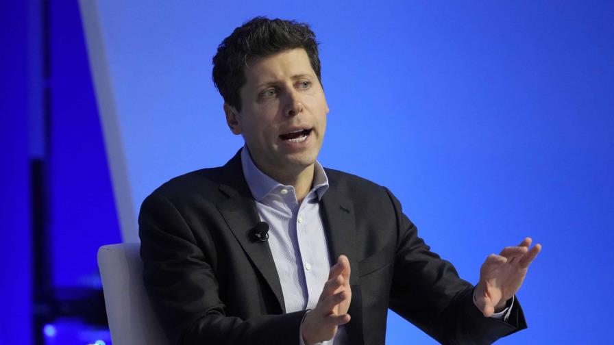 Microsoft contrata a Sam Altman; nuevo CEO de OpenAI investiga su despido