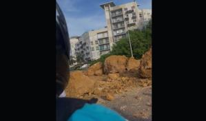 Por derrumbes cierran un tramo próximo al puente Flotante