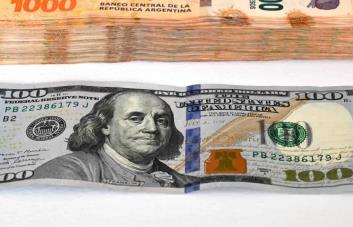 La dolarización que Javier Milei propone para Argentina tiene antecedentes en América Latina