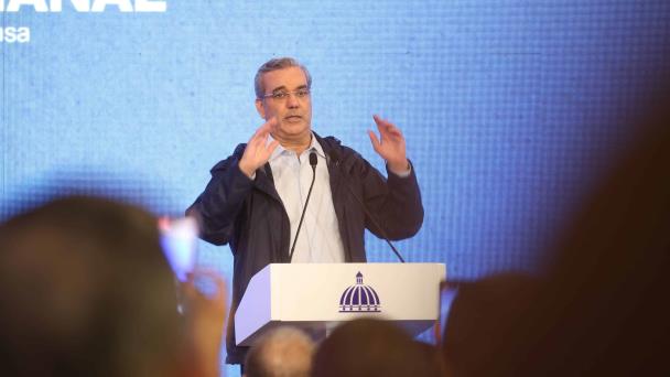 Abinader: cambio climático es real, hay que prepararse